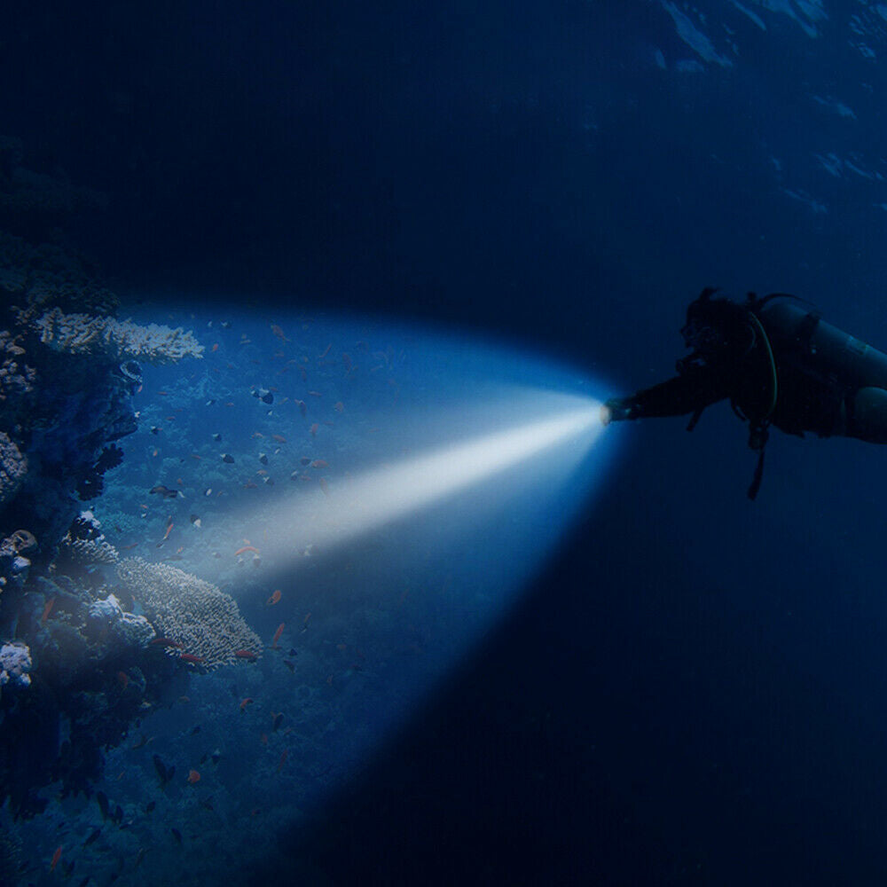 Diving Series | T6 Ultra-Light Mini Underwater High-Power Flashlight, 100m Waterproof, Maximum Beam Distance 200m-500m
